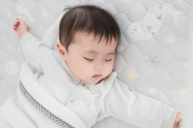 どうして寝ないの？乳幼児が寝ない理由と寝かしつけやすくなる方法